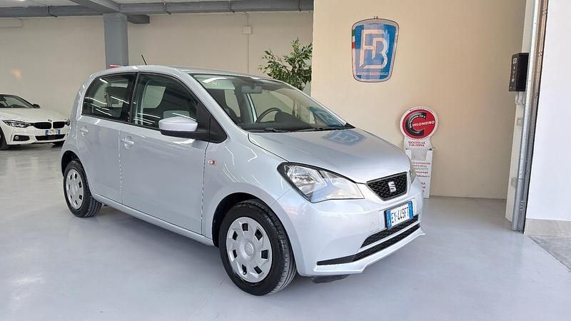 Usata Seat Mii Reference 68 CV (50 kW) 2015 Argento Utilitaria