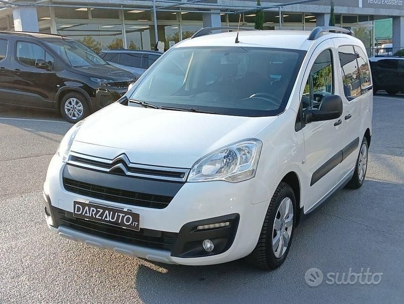 Bianco Usata 2017 Citroën Berlingo XTR Monovolume | 7200 € (Buon prezzo) - Immagine 1/4