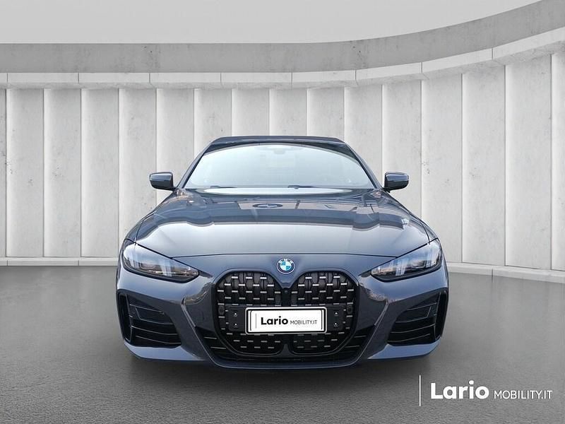 Usata BMW 420 M Sport 190 CV (139 kW) 2025 Grigio Cabrio