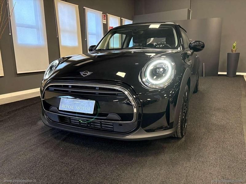 Usata Mini ONE 102 CV (75 kW) 2021 Nero Utilitaria