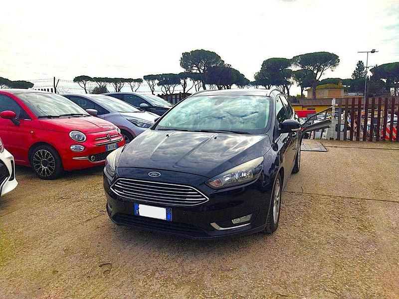 Nero Usata 2016 Ford Focus Station wagon | 9500 € (Buon prezzo) - Immagine 1/4