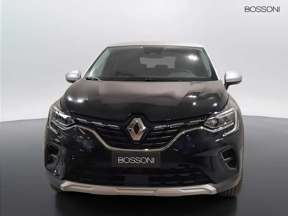 Usata Renault Captur Techno 143 CV (105 kW) 2024 Grigio SUV