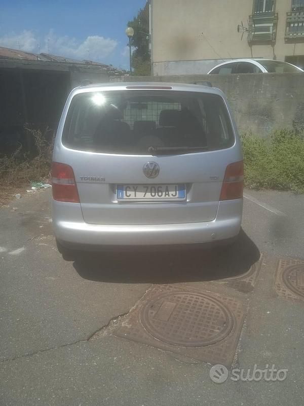 Usata VW Touran 101 CV (74 kW) 2003 Grigio Monovolume