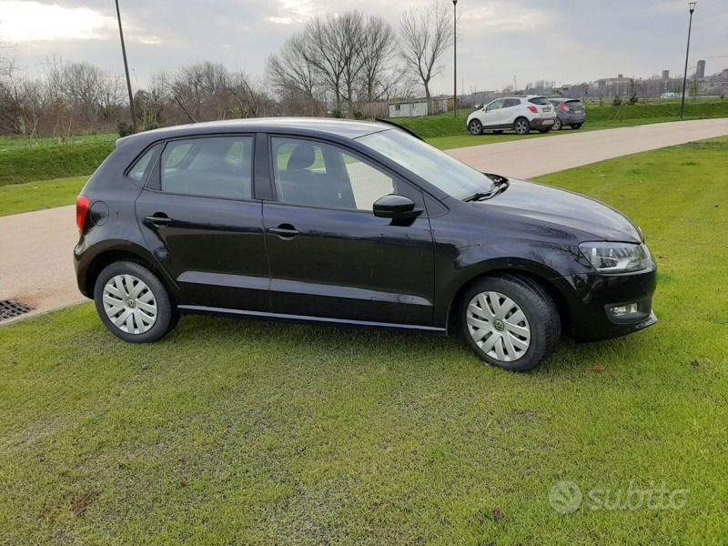 Usata VW Polo Comfortline 75 CV (55 kW) 2011 Nero Utilitaria