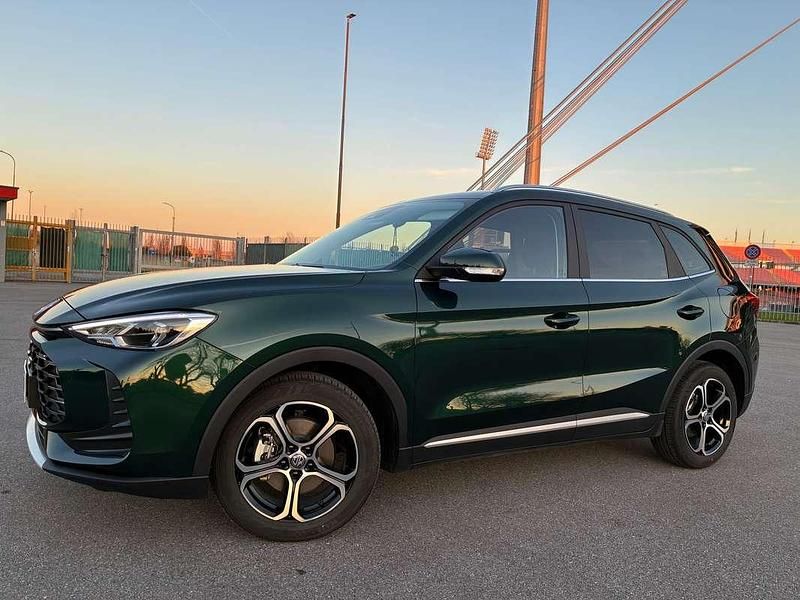 Usata MG ZS Comfort 102 CV (75 kW) 2025 Verde SUV