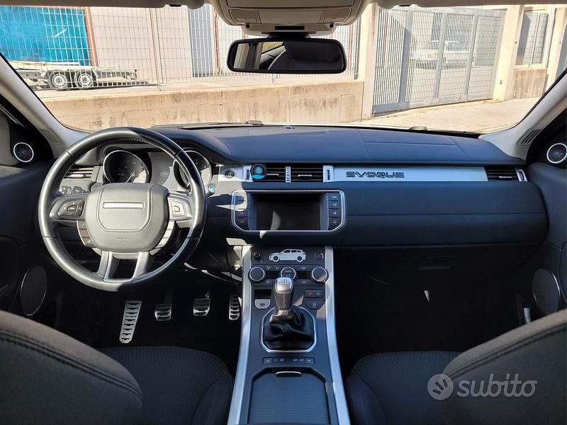 Usata Land Rover Range Rover evoque 150 CV (110 kW) 2016 Bianco SUV