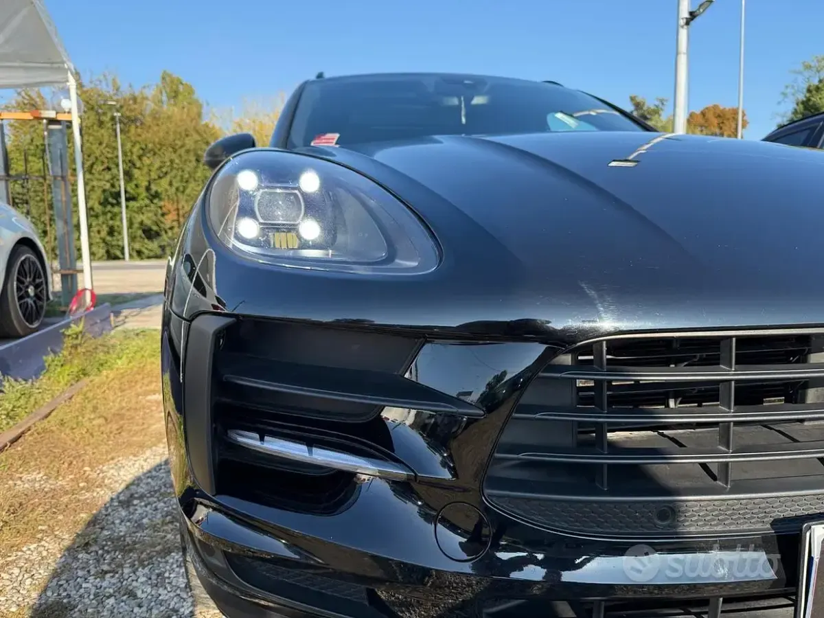Usata Porsche Macan 265 CV (194 kW) 2022 Nero SUV