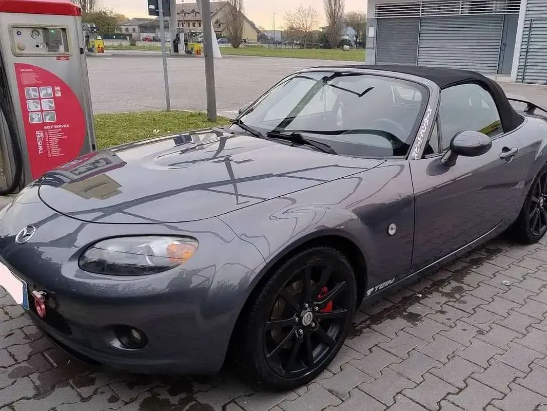 Usata Mazda MX5 High 160 CV (117 kW) 2007 Cabrio