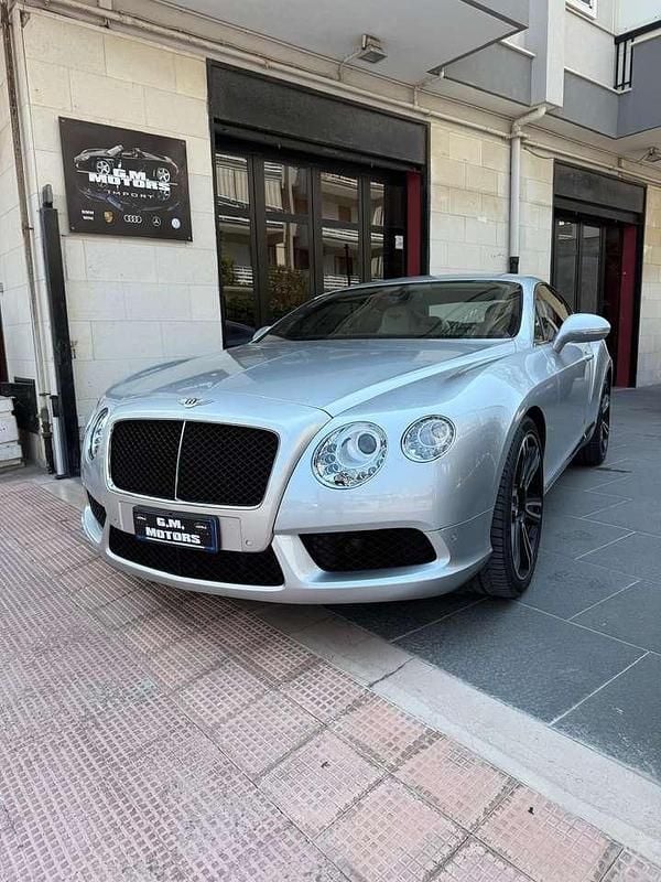 Usata Bentley Continental GT 507 CV (372 kW) 2014 Argento Coupé