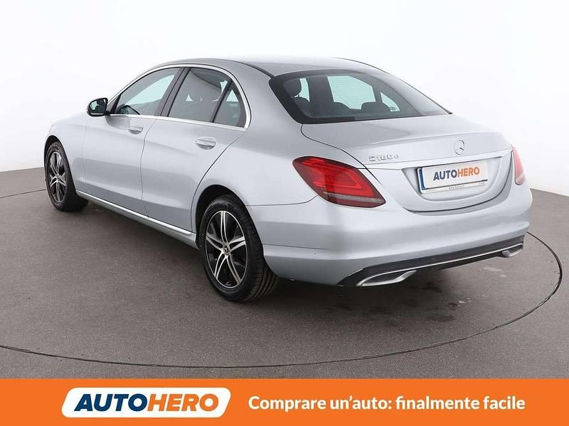 Usata Mercedes C180 122 CV (89 kW) 2019 Argento Berlina