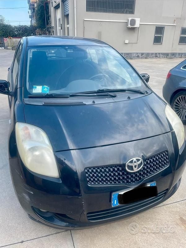 Usata Toyota Yaris 2008 Nero Utilitaria
