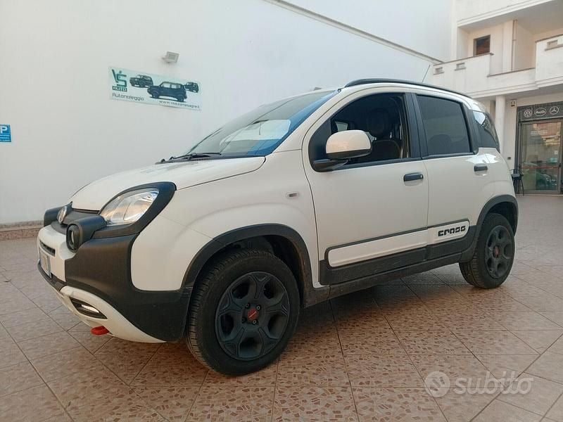Bianco Usata 2017 Fiat Panda Cross Cross Due volumi | 8900 € (Ottimo prezzo) - Immagine 1/4