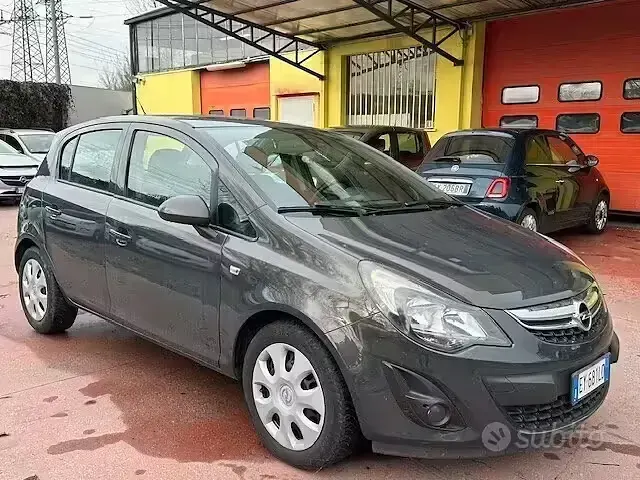 Usata Opel Corsa 85 CV (62 kW) 2015 Grigio Utilitaria