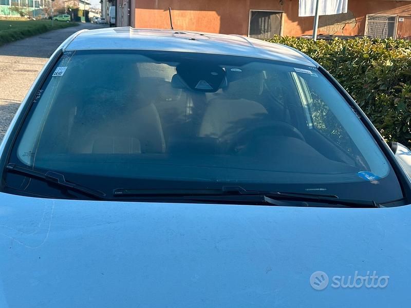 Usata Ford Fiesta 2021 Bianco Utilitaria