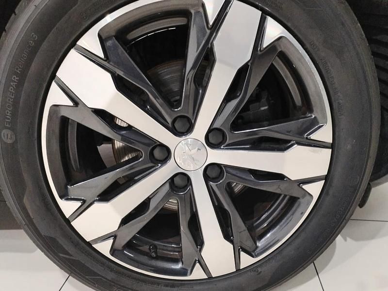 Usata Peugeot 5008 GT-line 130 CV (95 kW) 2020 Grigio SUV