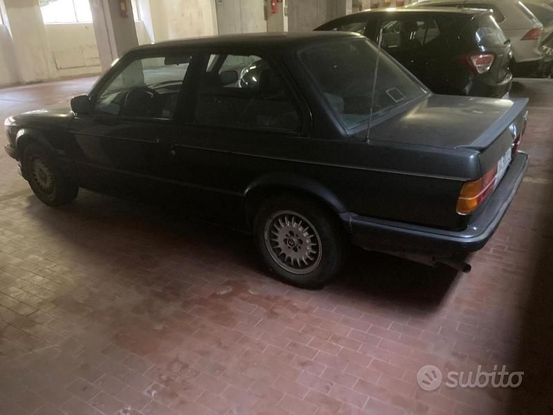 Usata BMW 318 105 CV (77 kW) 1986 Grigio Coupé