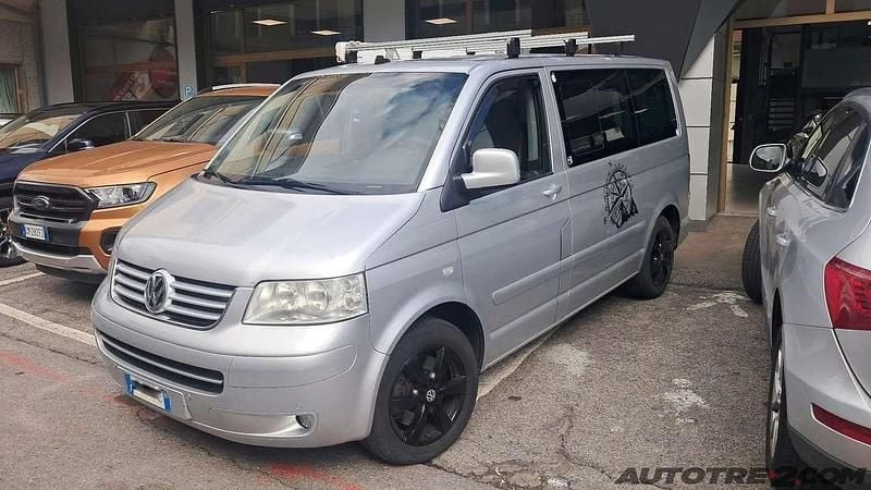 Argento Usata 2006 VW T5 Furgone | 13.990 € (Buon prezzo) - Immagine 1/3