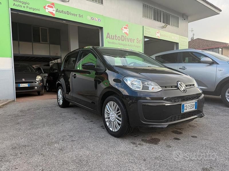 Begagnad VW up! Move 65 HK (47 kW) 2021 Svart Halvkombi