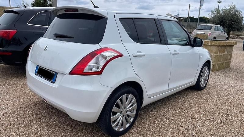Usata Suzuki Swift GL 75 CV (55 kW) 2011 Bianco Utilitaria