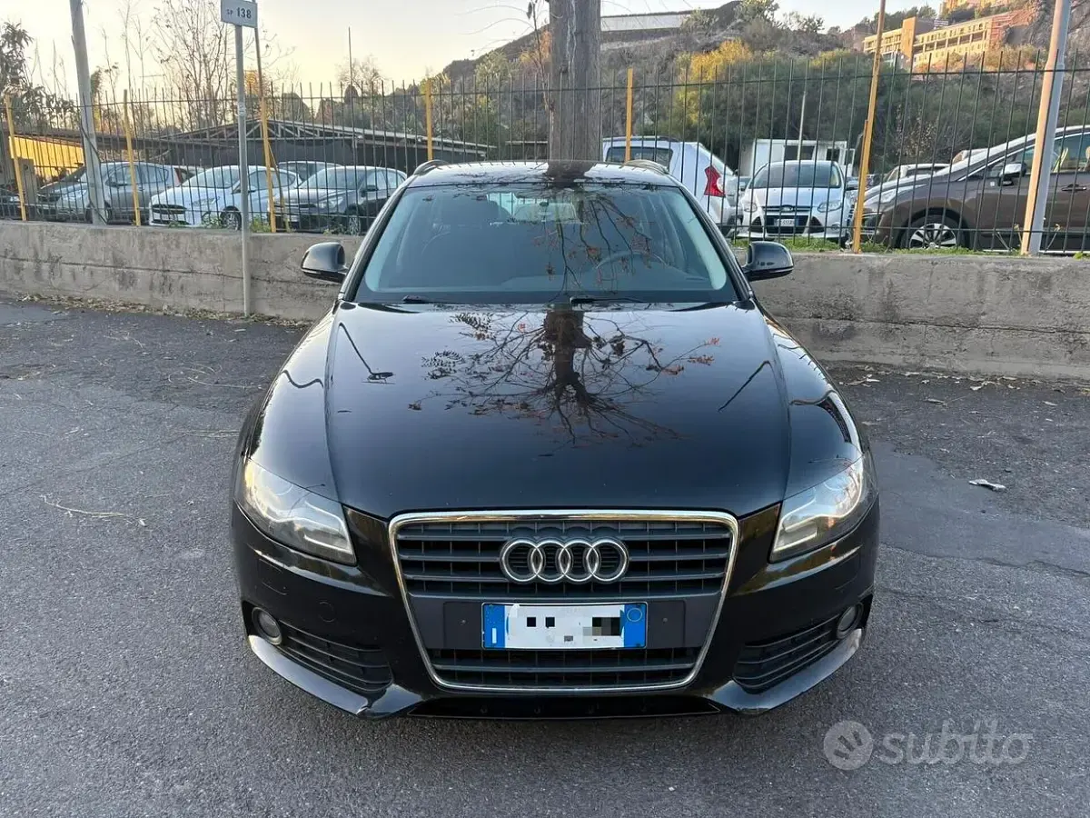 Usata Audi A4 143 CV (105 kW) 2012 Nero Berlina