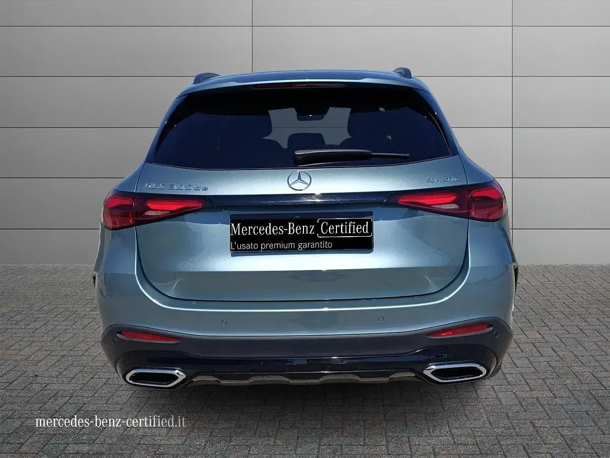 Usata Mercedes GLC300e AMG Line Premium Plus 2025 Verde silver SUV