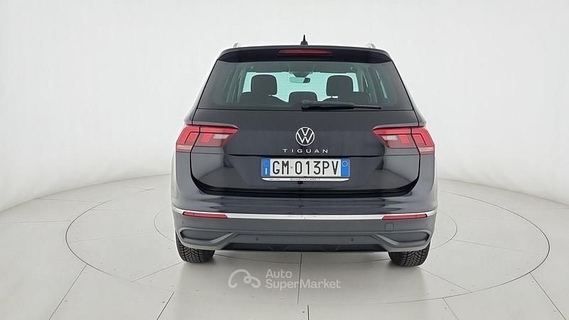 Usata VW Tiguan Life 150 CV (110 kW) 2023 Nero SUV
