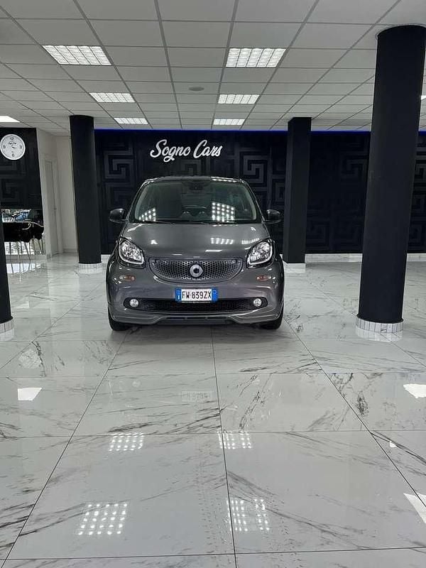 Grigio Usata 2018 Smart ForFour Passion Utilitaria | 12.499 € (Buon prezzo) - Immagine 1/4