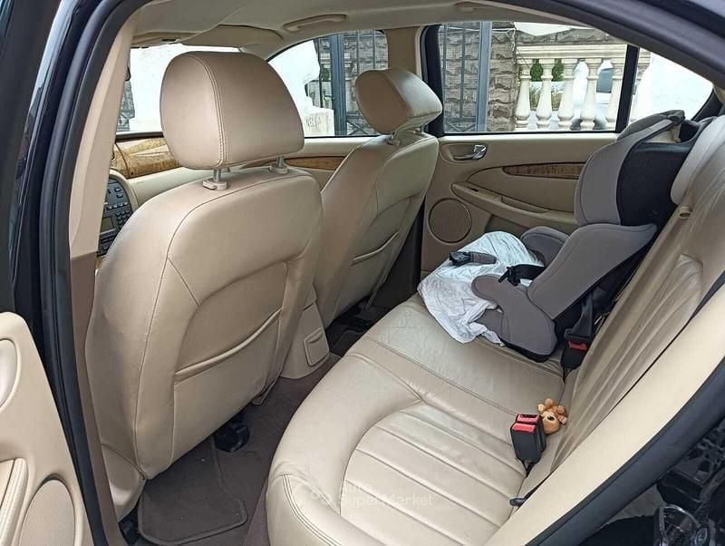 Usata Jaguar X-type 196 CV (144 kW) 2005 Nero Berlina