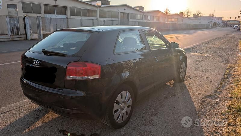 Usata Audi A3 105 CV (77 kW) 2007 Nero Utilitaria