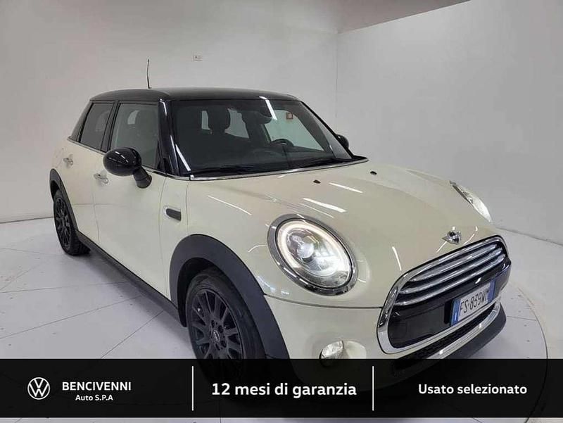 Usata Mini Cooper D 116 CV (85 kW) 2016 Bianco Utilitaria