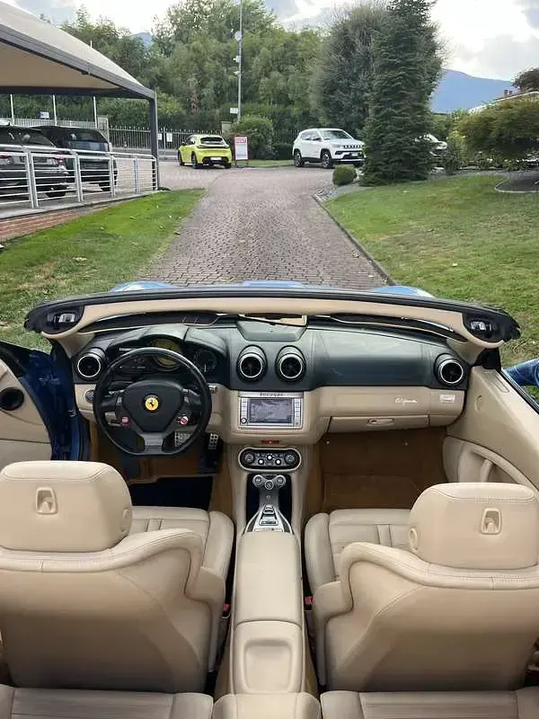 Usata Ferrari California 460 CV (338 kW) 2010 Blu/azzurro Cabrio