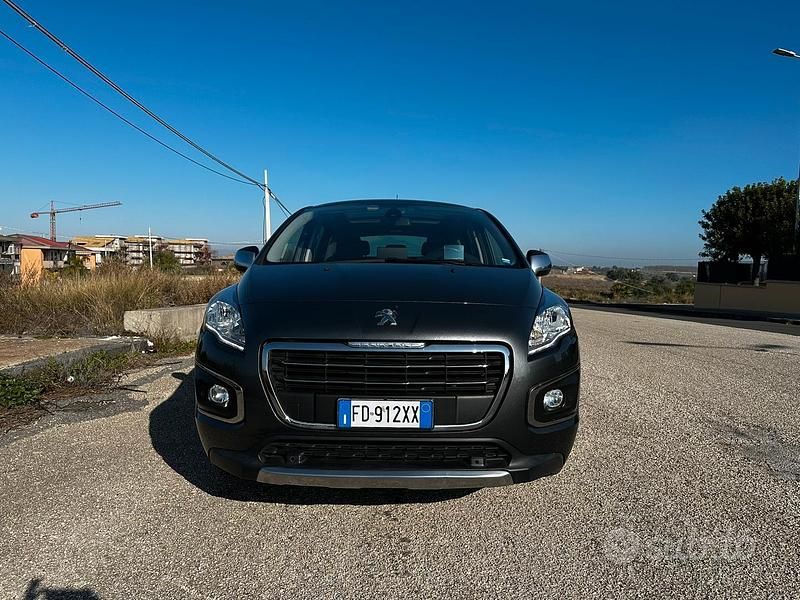 Usata Peugeot 3008 120 CV (88 kW) 2016 Berlina