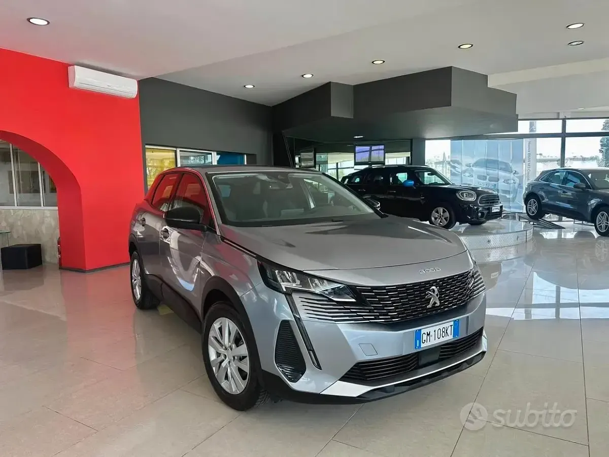 Usata Peugeot 3008 Allure 131 CV (96 kW) 2022 Grigio SUV