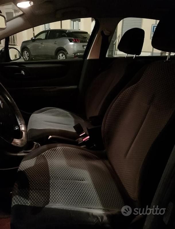 Usata Citroën C4 110 CV (80 kW) 2008 Nero Utilitaria