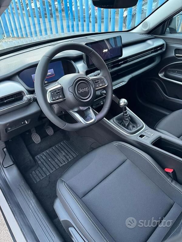 Nuova Jeep Avenger Summit 101 CV (74 kW) 2025 SUV