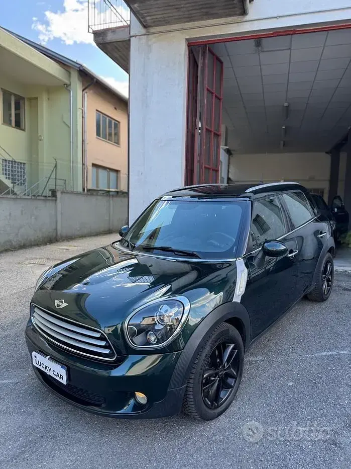 Usata Mini Countryman 111 CV (81 kW) 2012 Verde SUV