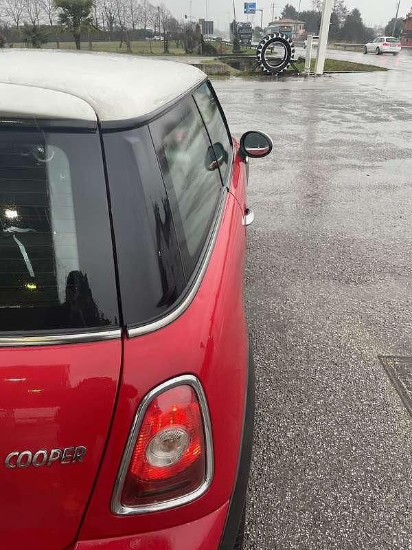 Usata Mini Cooper Pepper 120 CV (88 kW) 2006 Rosso Utilitaria