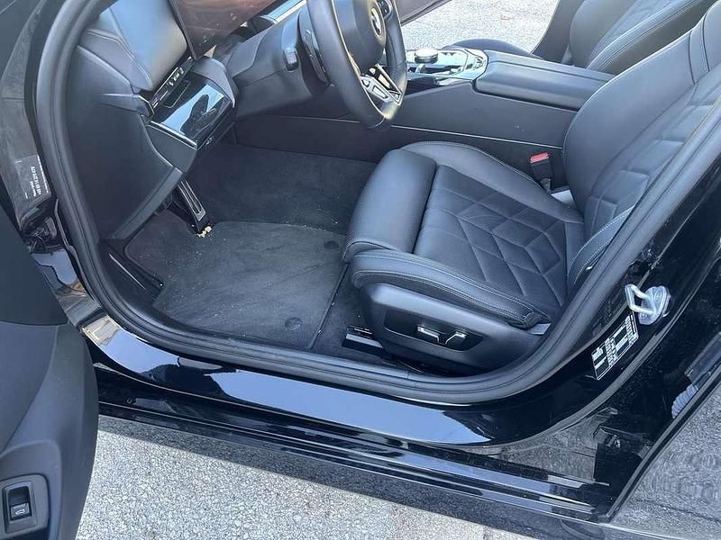 Usata BMW 520 M Sport 197 CV (144 kW) 2024 Nero Station wagon