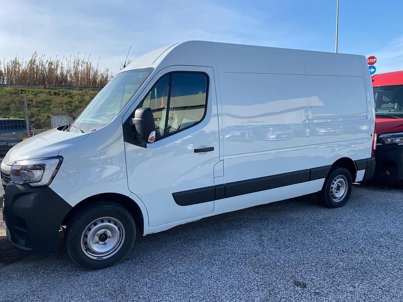 Usata Renault Master 131 CV (96 kW) 2022 Bianco Furgone