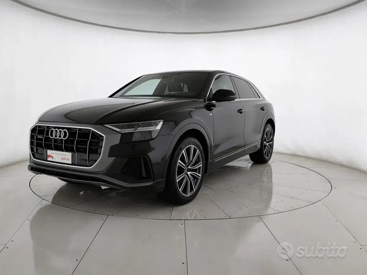 Usata Audi Q8 Sport 231 CV (169 kW) 2022 SUV