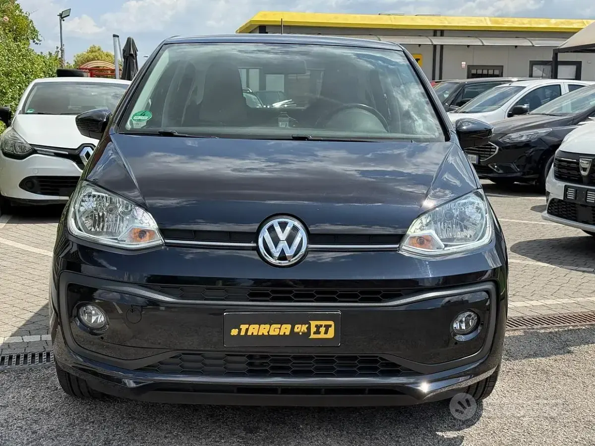 Usata VW up! R 75 CV (55 kW) 2017 Nero Utilitaria