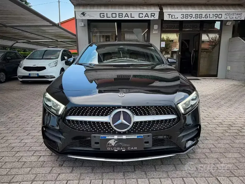 Usata Mercedes A200 Premium 163 CV (119 kW) 2018 Nero Berlina