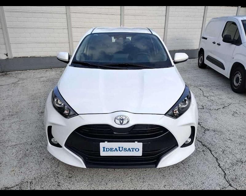 Usata Toyota Yaris Active 72 CV (52 kW) 2023 Bianco Berlina
