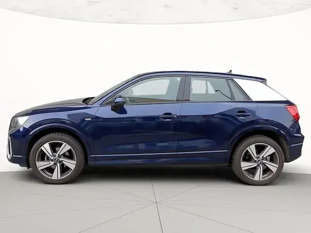 Usata Audi Q2 S-Line 150 CV (110 kW) 2023 Blu navarra metallizzato SUV