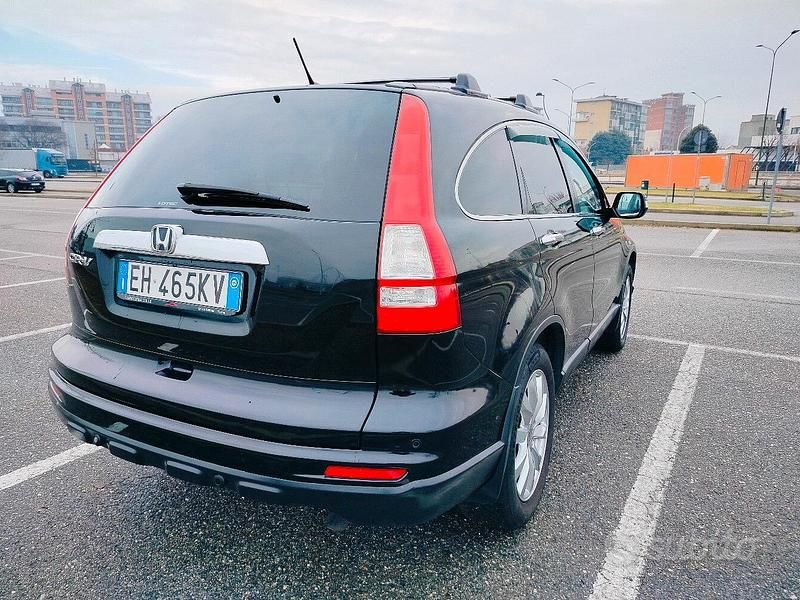 Usata Honda CR-V Elegance 150 CV (110 kW) 2011 Nero SUV