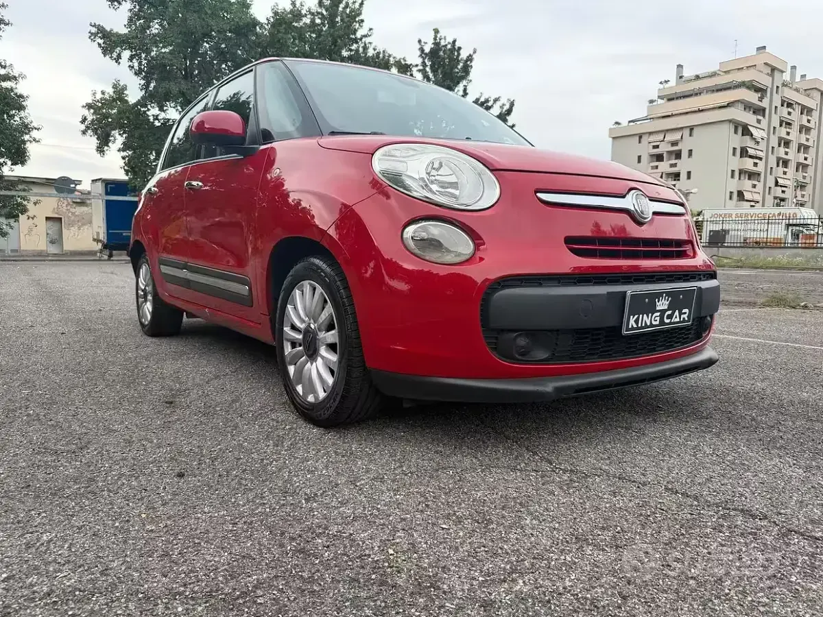 Usata Fiat 500L Lounge 85 CV (62 kW) 2012 Rosso Monovolume