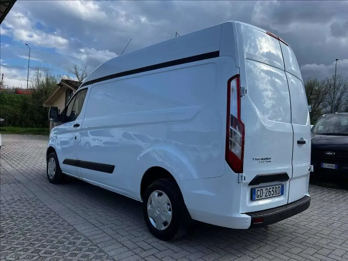 Usata Ford Transit Custom Trend 131 CV (96 kW) 2020 Bianco pastello Furgone