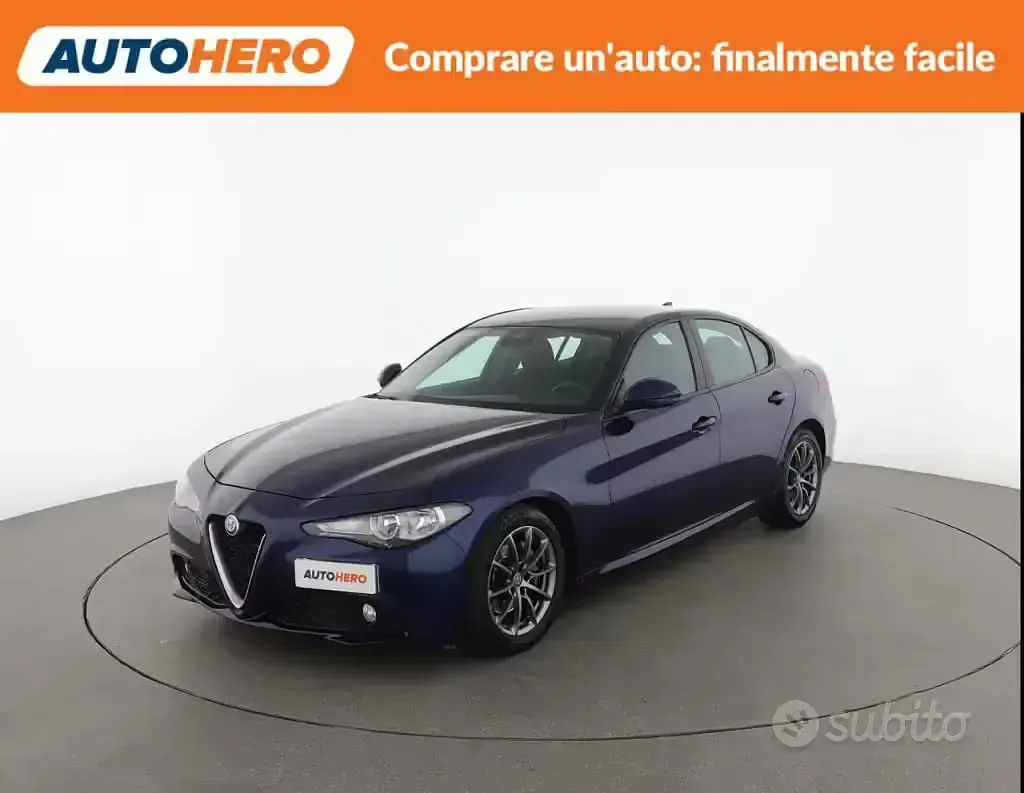 Usata Alfa Romeo Giulia 150 CV (110 kW) 2017 Blu/azzurro Berlina