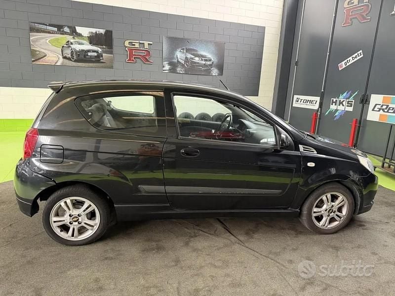 Usata Chevrolet Aveo LS 84 CV (61 kW) 2009 Nero Berlina