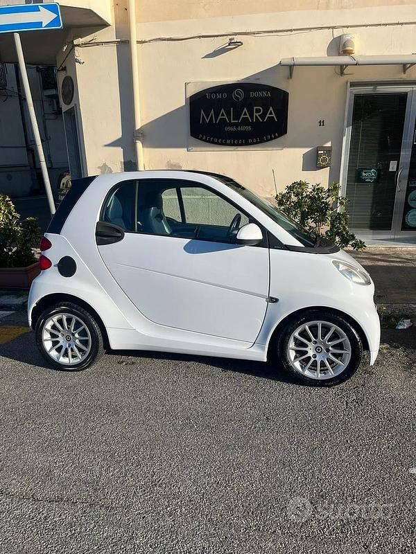 Usata Smart ForTwo Coupé 71 CV (52 kW) 2011 Bianco Coupé